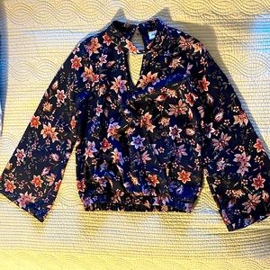 Buckle - Daytrip size XS floral blouse